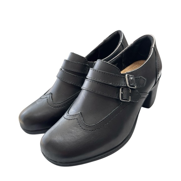 Thom McAn Black Clover Heeled Shoes Size 8.5 W Black Leather Ankle Bootie Buckle - Picture 4 of 9